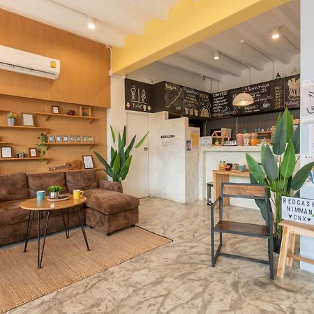 Bedgasm Hotel X Cafe Nimman Chiang Mai Bagian luar foto