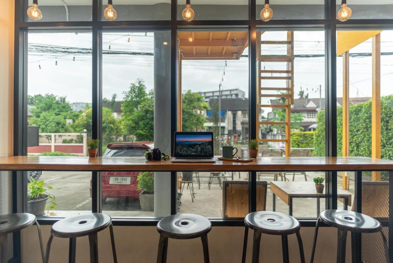 Bedgasm Hotel X Cafe Nimman Chiang Mai Bagian luar foto